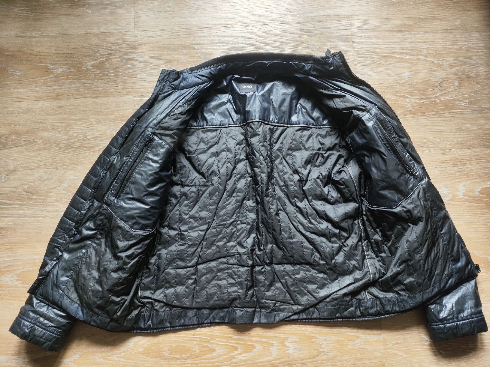 Hugo Boss Giacche: Hugo Boss Daunenjacke – Usato da Winterthur venduto da Ajcps 3