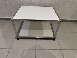 USM Haller Beistellmöbel / kleines Regal – Weiss