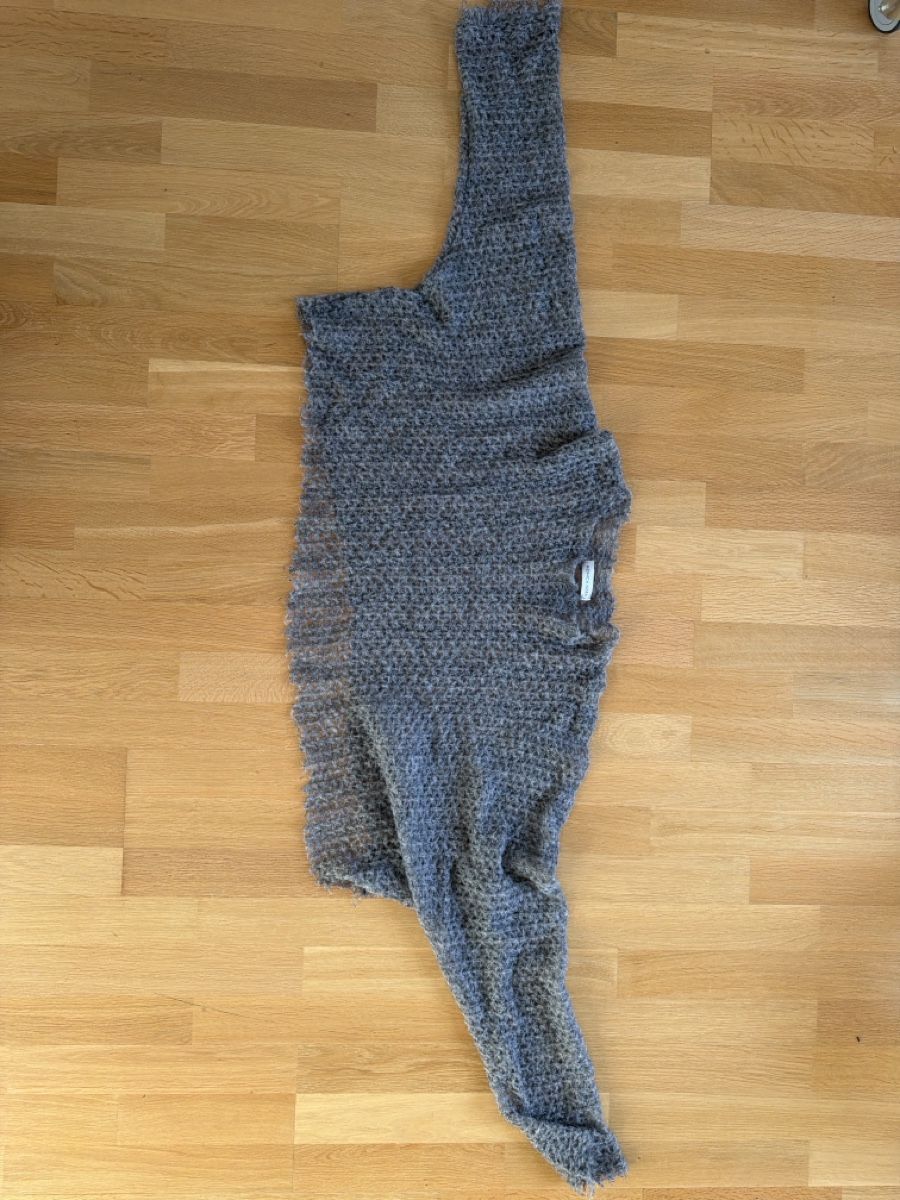 Maglioni & Felpe: Monica Nera Pullover grob gestrickt grau wie neu – Usato da Zollikon venduto da lnhw1 1