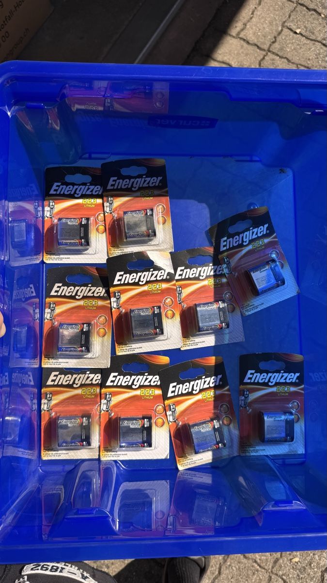 Energizer Caricatori & Batterie: Piles Lithium Energizer 223 – Nuovo e nell'imballaggio originale da Le Landeron venduto da Malaxx