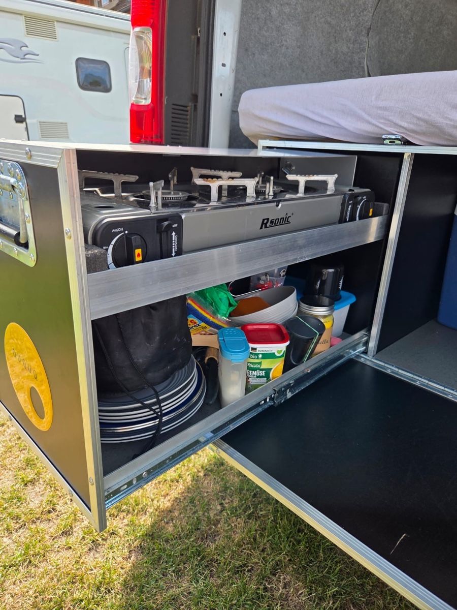 Renault Camping Fahrzeuge: Campervan Renault – Gebraucht aus Winterthur von werdelua 3