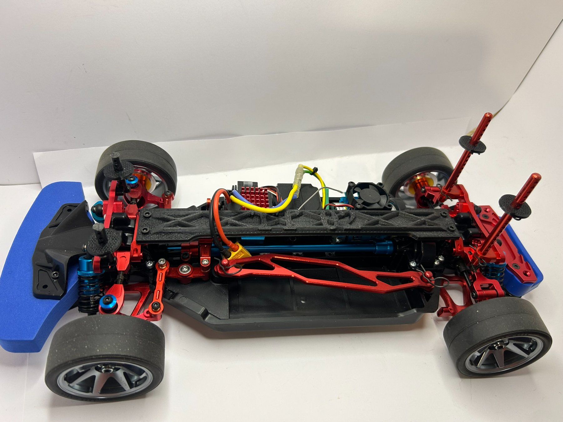 Tamiya Modellismo RC: Tamiya TT02  Fahrgestell Upgrade – Nuovo (secondo la descrizione) da Oberkulm venduto da Dampflokeli 1