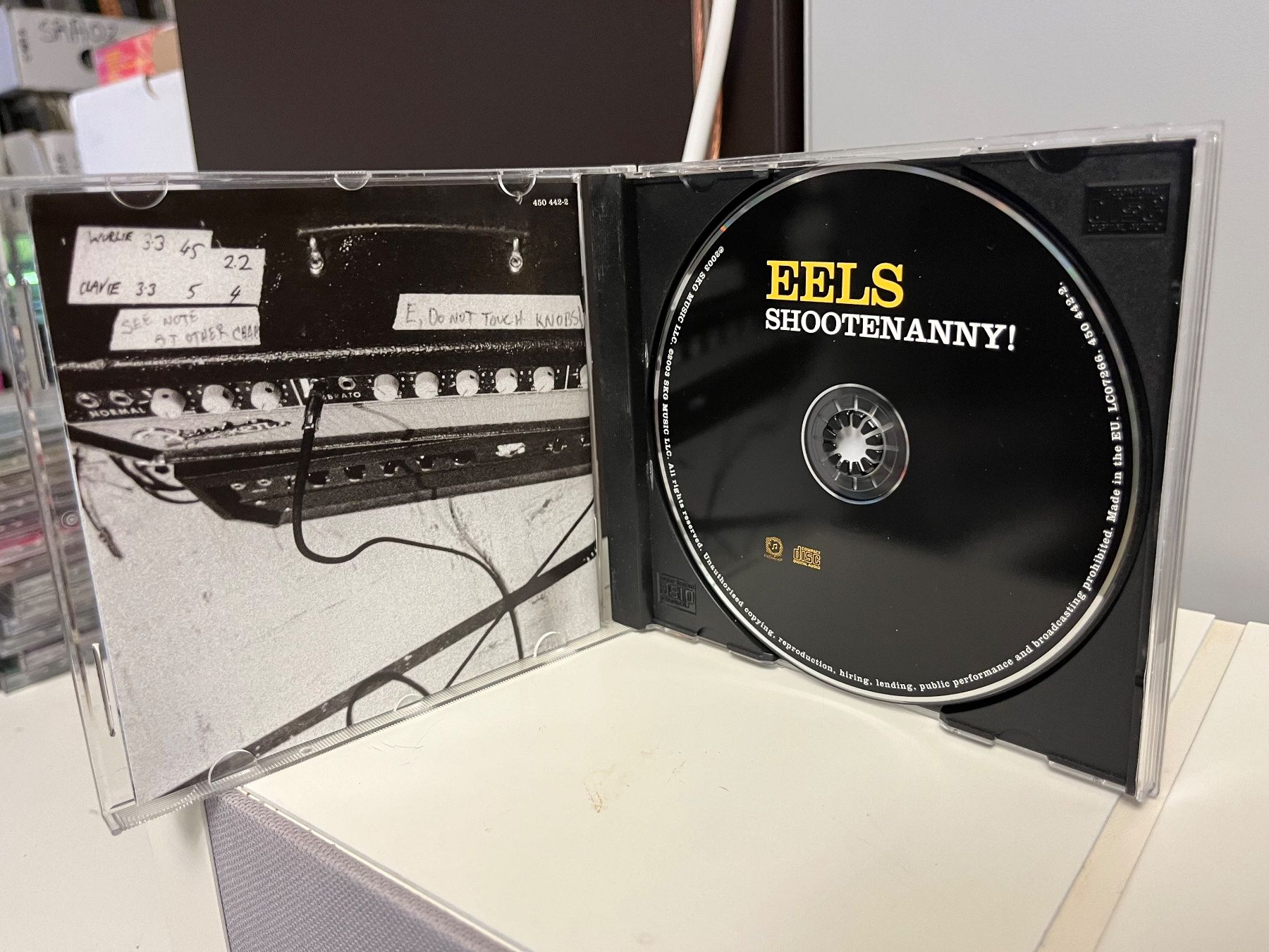 CD: Eels - Shootenanny! - HA11G – Nuovo (secondo la descrizione) da Küsnacht ZH venduto da swisssales.net 2