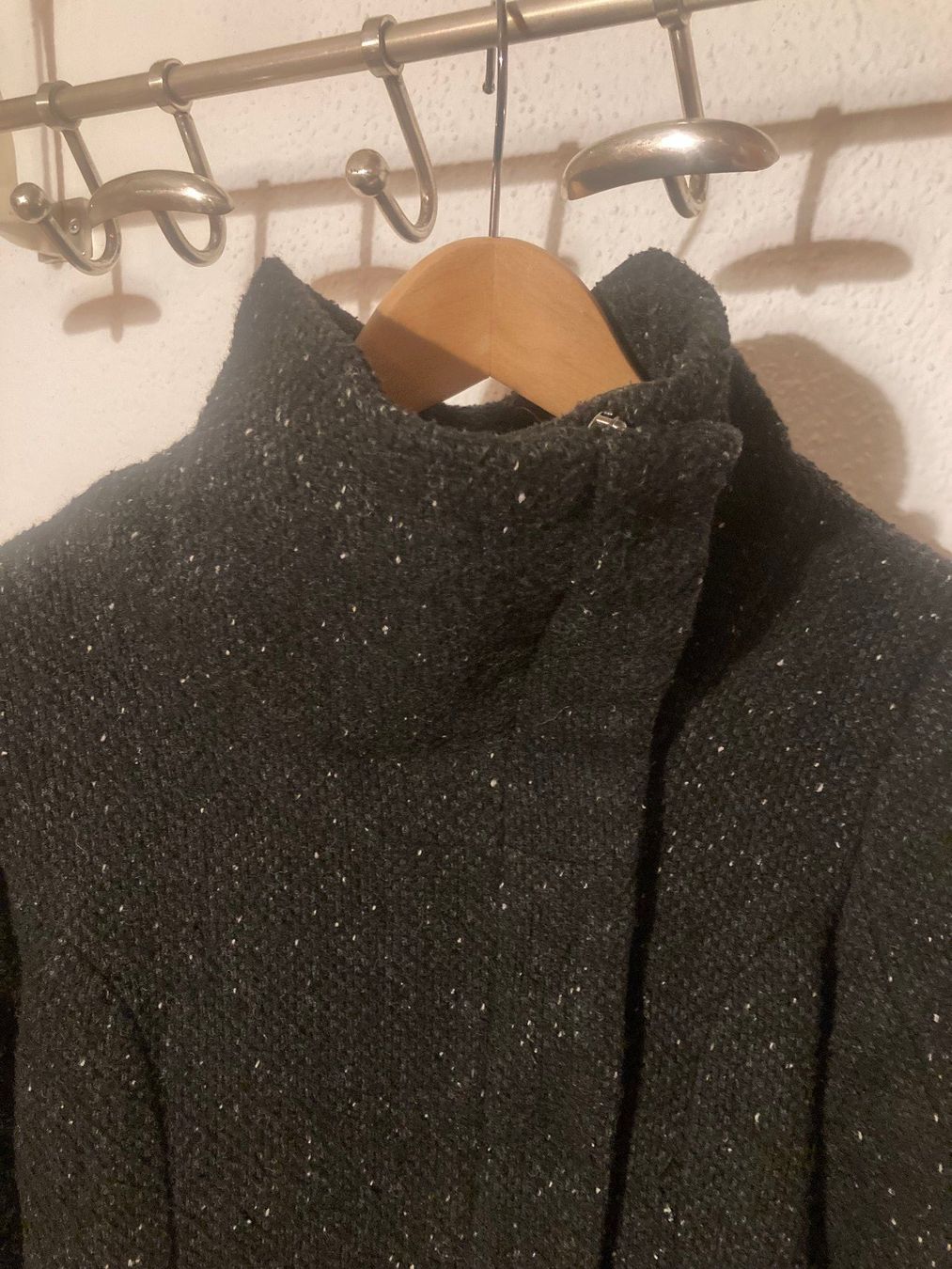 Mäntel: Mantel schwarz/schwarz, weiss meliert – Gebraucht aus Winterthur von Capriice 1