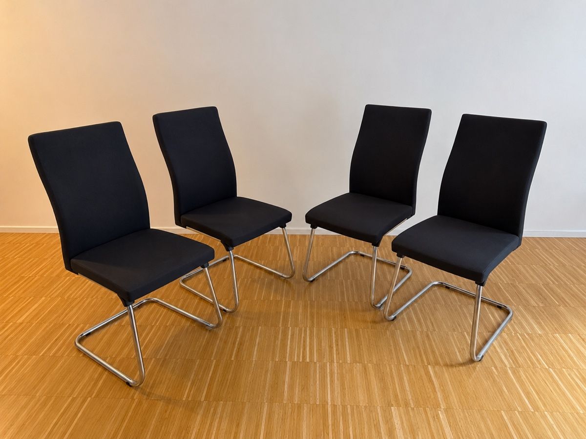 Stühle: 4 Stühle set – Gebraucht aus Schlieren von k.egueez