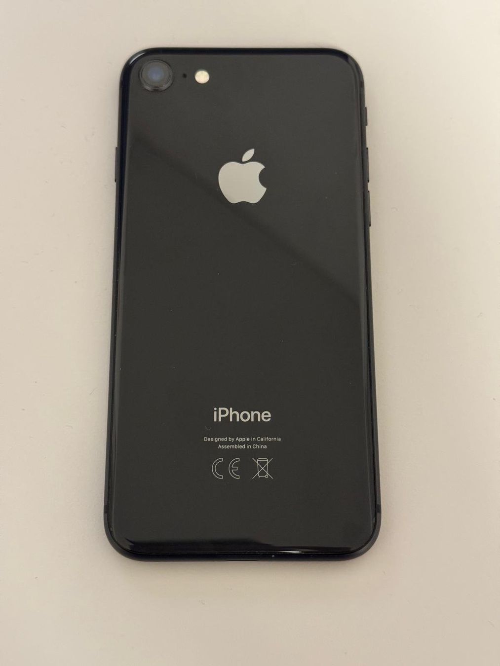 Apple Handys / Smartphones: iPhone 8 - 256GB mit Hülle/Case – Gebraucht aus Wiesendangen von fuux 1