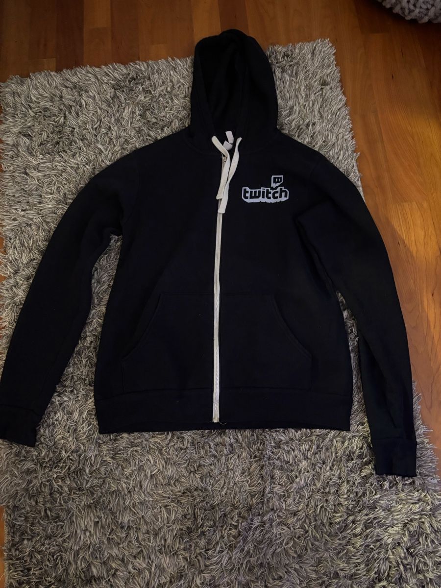 Pullover & Sweatshirts: Twitch Pullover – Gebraucht aus Therwil von cosugs 3