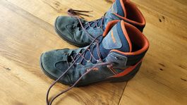 Lowa Wanderschuhe Gr. 42 GTX, Junior