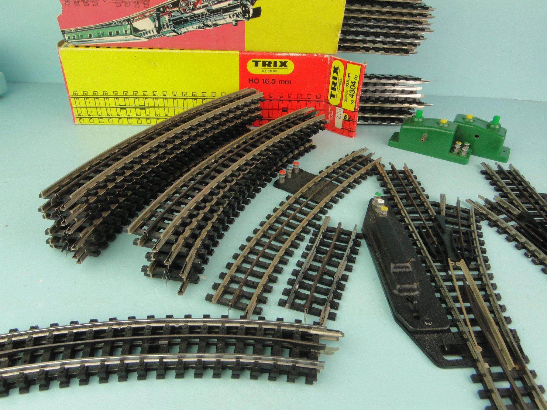 Trix Modelleisenbahnen: Trix Express H0 Gleis – Gebraucht aus Bülach von cann11 1