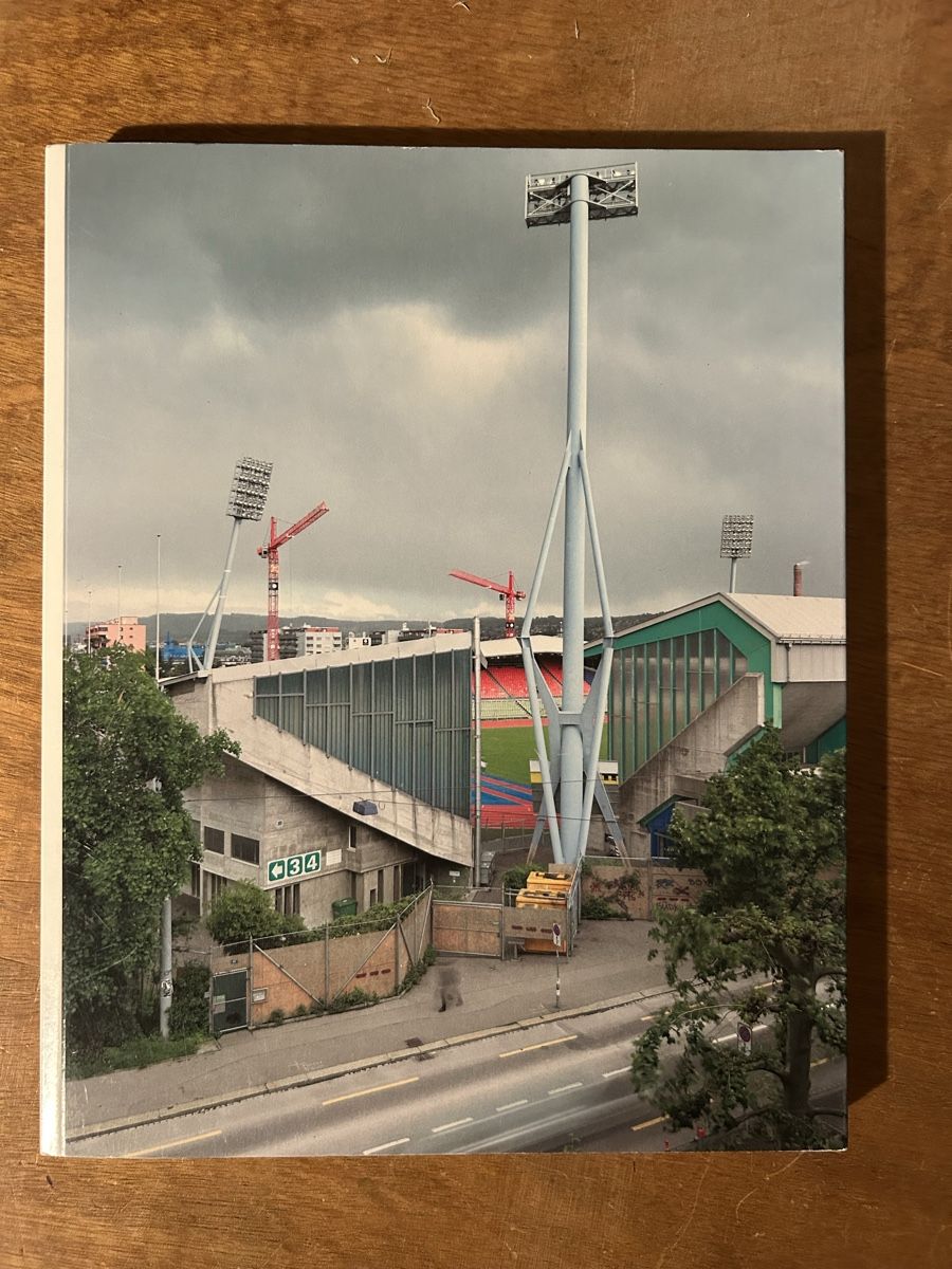 Livres: Stadion Letzigrund Zürich - gta – D'occasion à Zürich par WWehrle 1