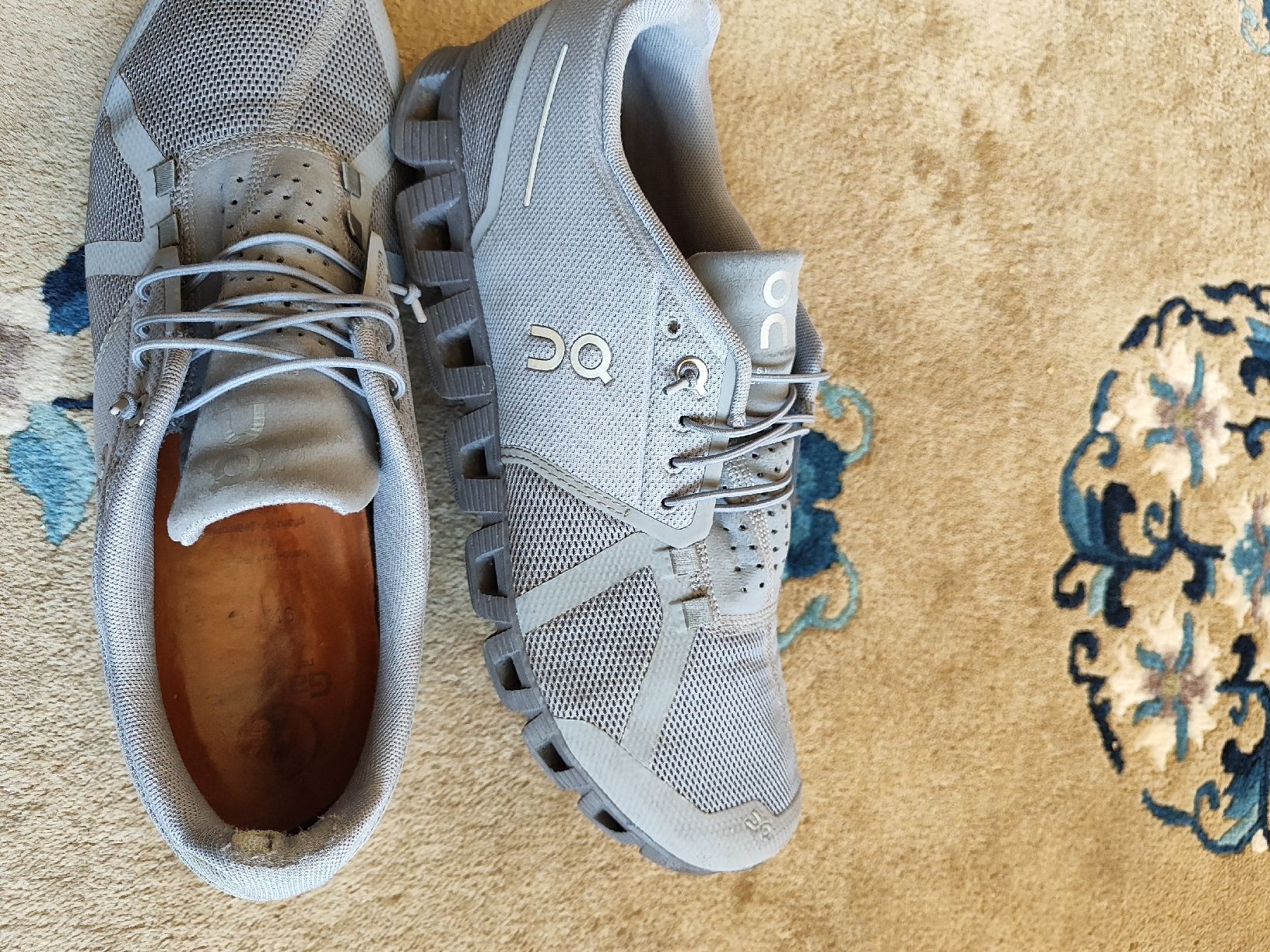 On Scarpe da uomo: on Schuhe gr 45 – Usato da Langnau am Albis venduto da Judithsebi