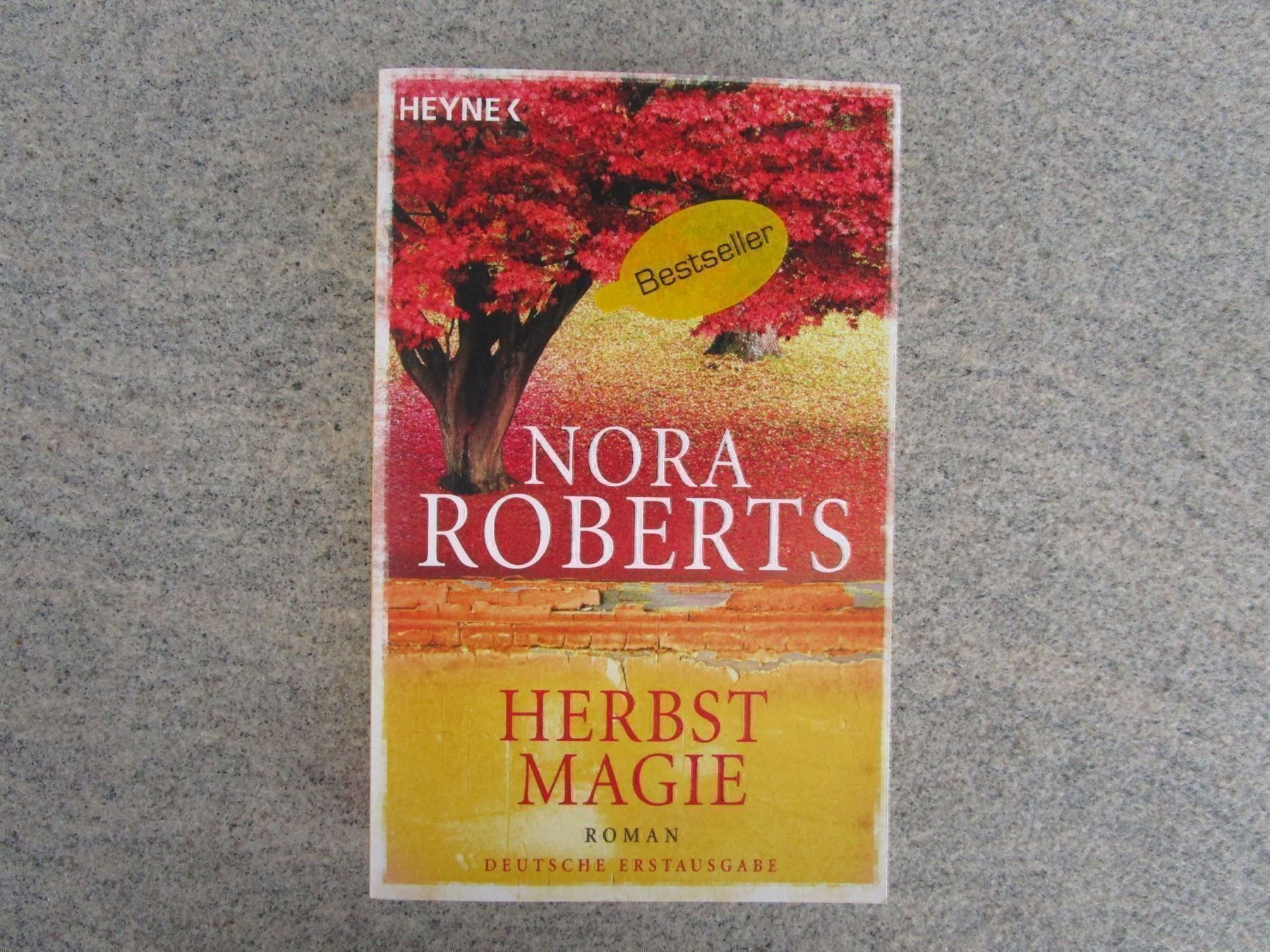 Libri: Nora Roberts - Herbst Magie – Nuovo (secondo la descrizione) da Geroldswil venduto da Jeremy11