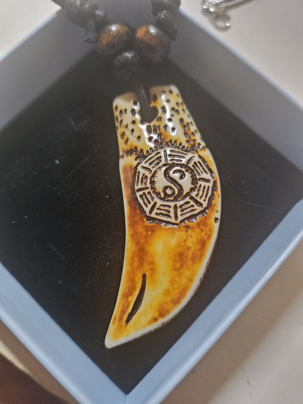 Ketten: collier corne ying yang – Neu (gemäss Beschreibung) aus Senèdes von hen_fw8b