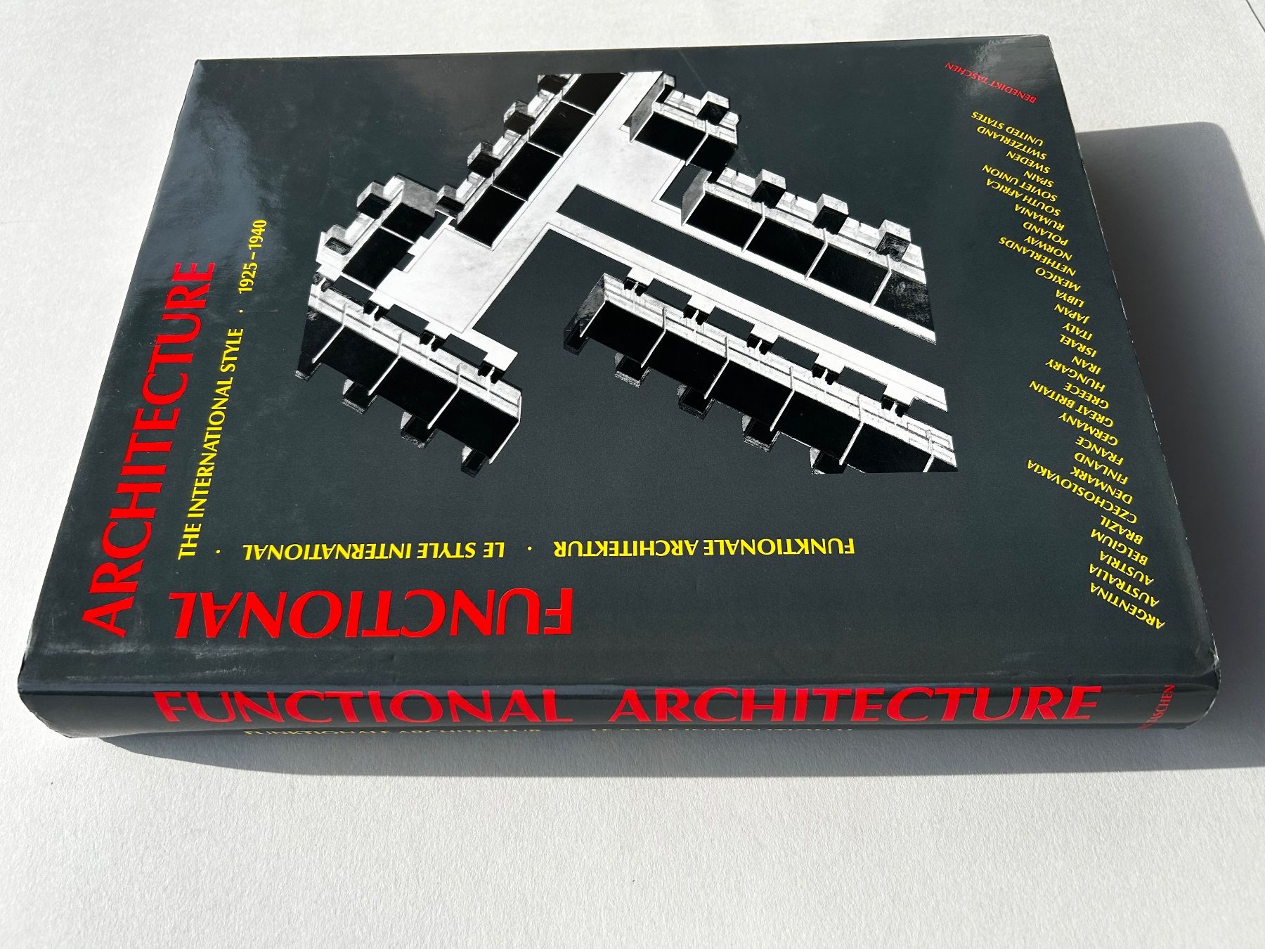 Libri: Functional Architecture Book: International Style 1925-40 – Usato da Zürich venduto da Coffeetable88 7