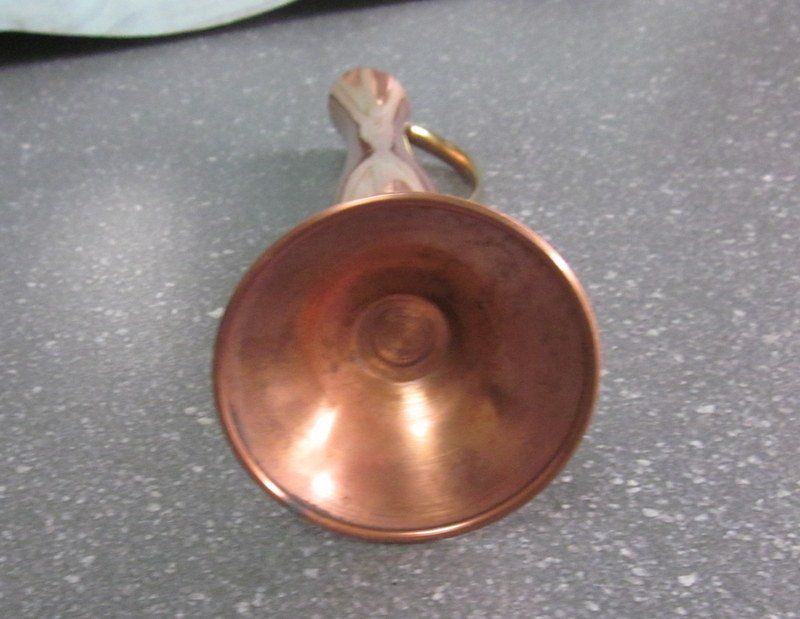 Vasen & Gefässe: Mid Century Kupfer Vase mit Messing-Henkel – Gebraucht aus Bischofszell von raika 5