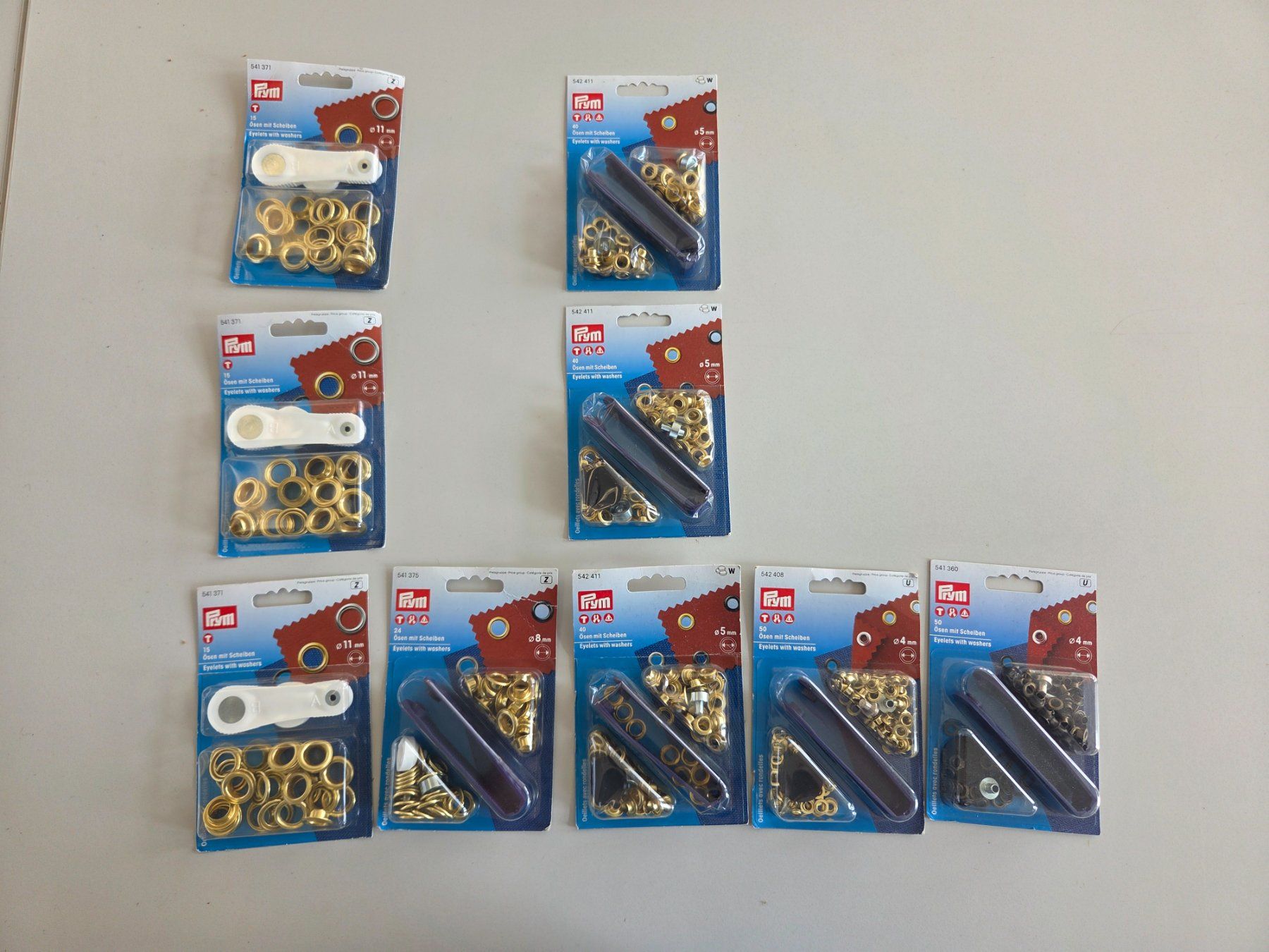 Bottoni: Prym Ösen 4mm altmessing NEU – Nuovo e nell'imballaggio originale da Winterthur venduto da LederSchneiderei 1
