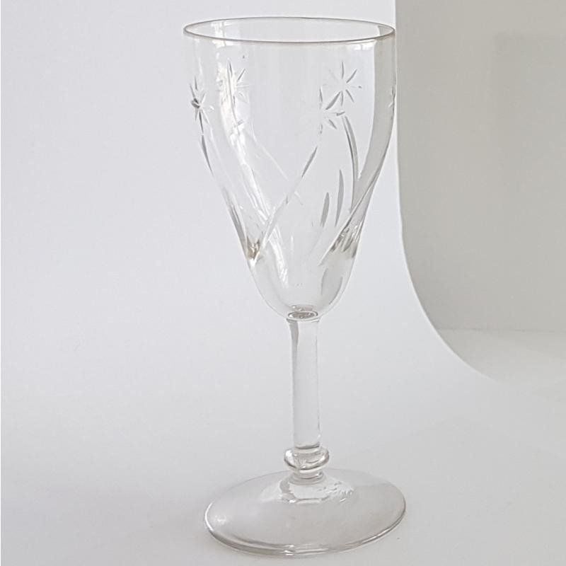 Bicchieri: Glas auf Stiel Sternschliff – Usato da Kaltbrunn venduto da Lexus3