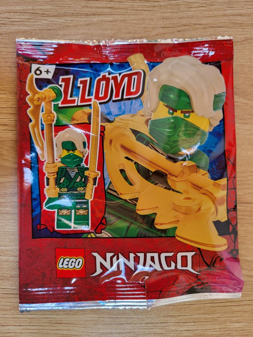 Lego Spielzeuge: LEGO Ninjago Figur Lloyd – Neu und originalverpackt aus Kestenholz von modano47