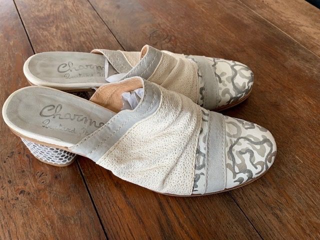 Scarpe da donna: Leder-Halbschuhe "Charme" Gr. 40 – Nuovo (secondo la descrizione) da Oberweningen venduto da Bumblebee2
