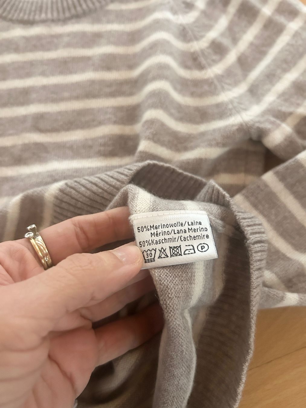 Kleiderpakete: 4 x Cashmere Collection Pullover - Gr. 128 – Gebraucht aus Illnau von Monkky 6
