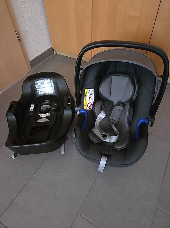 Britax Römer Kinderwagen: Set complet: Jogger poussette & siège auto – Gebraucht aus Geneveys-Coffrane von sb__tgb7 2