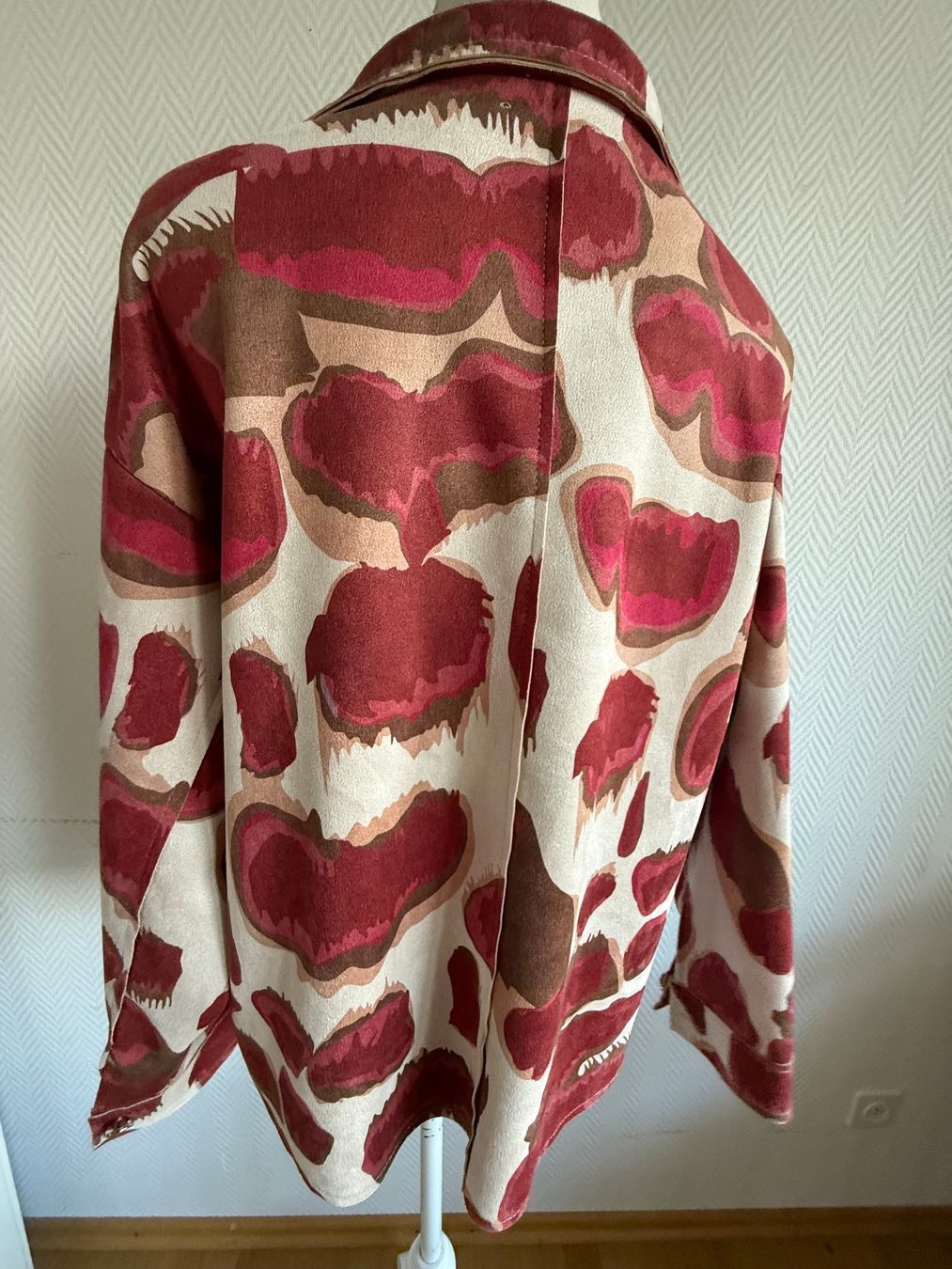 Giacche: Neu fancy Jacke Gr. 42/44 – Nuovo e nell'imballaggio originale da Kirchdorf AG venduto da coco123 1