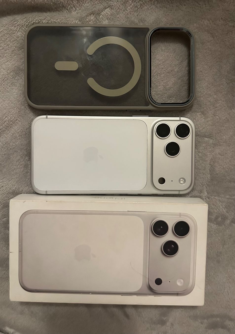 Apple Handys / Smartphones: iphone 17 pro Max silber 512GB – Gebraucht aus Uster von lui_l2kd