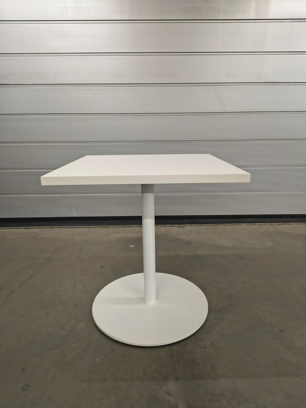 Tavoli: Brunner Bistrotisch weiss - Modell 3000 – Nuovo (secondo la descrizione) da Urtenen-Schönbühl venduto da brunner-ag 2
