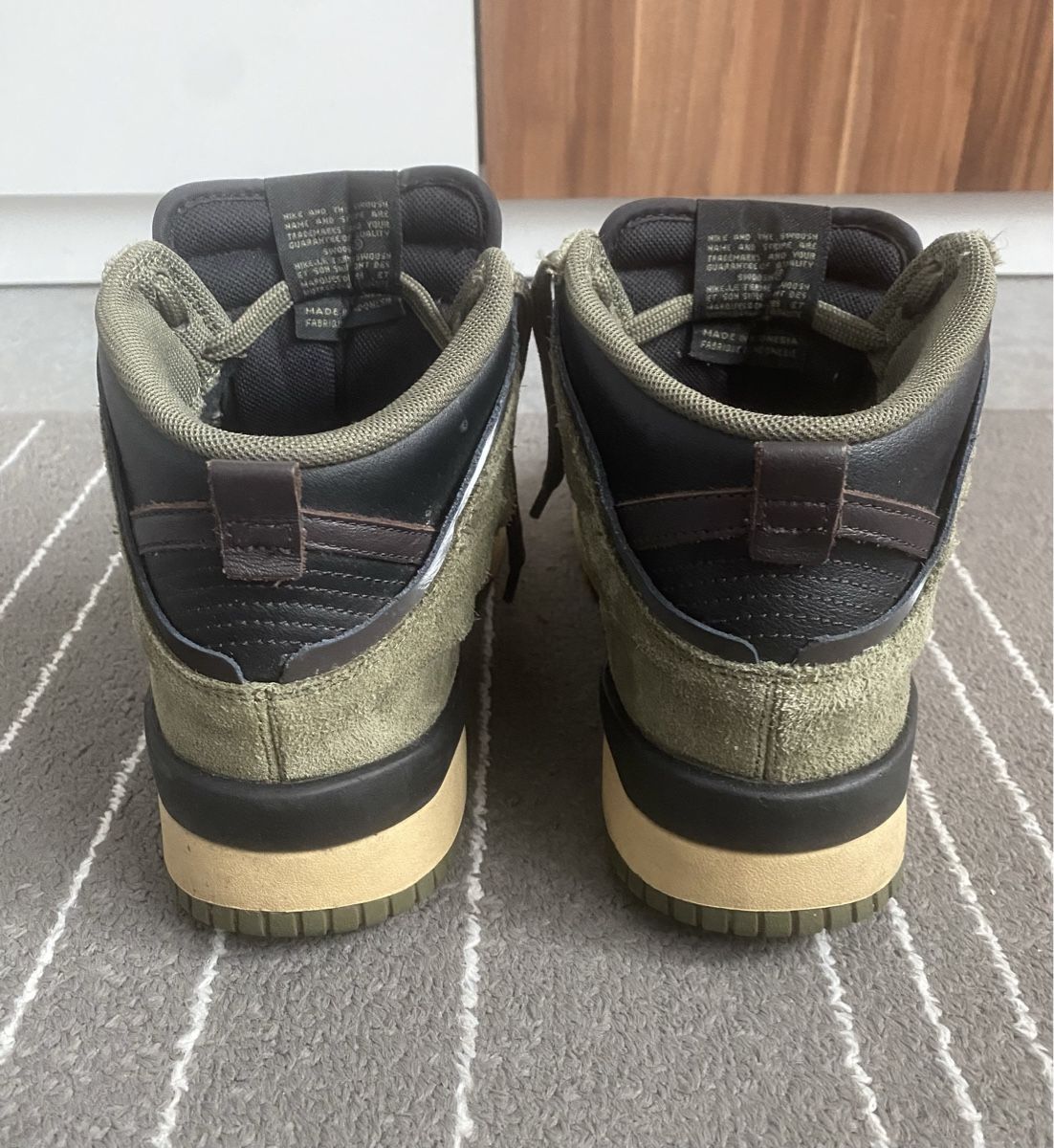 Nike Scarpe da uomo: Nike Sneaker Schuhe Dunk High Up olive Gr 38 – Nuovo (secondo la descrizione) da Grenchen venduto da Tirana 2