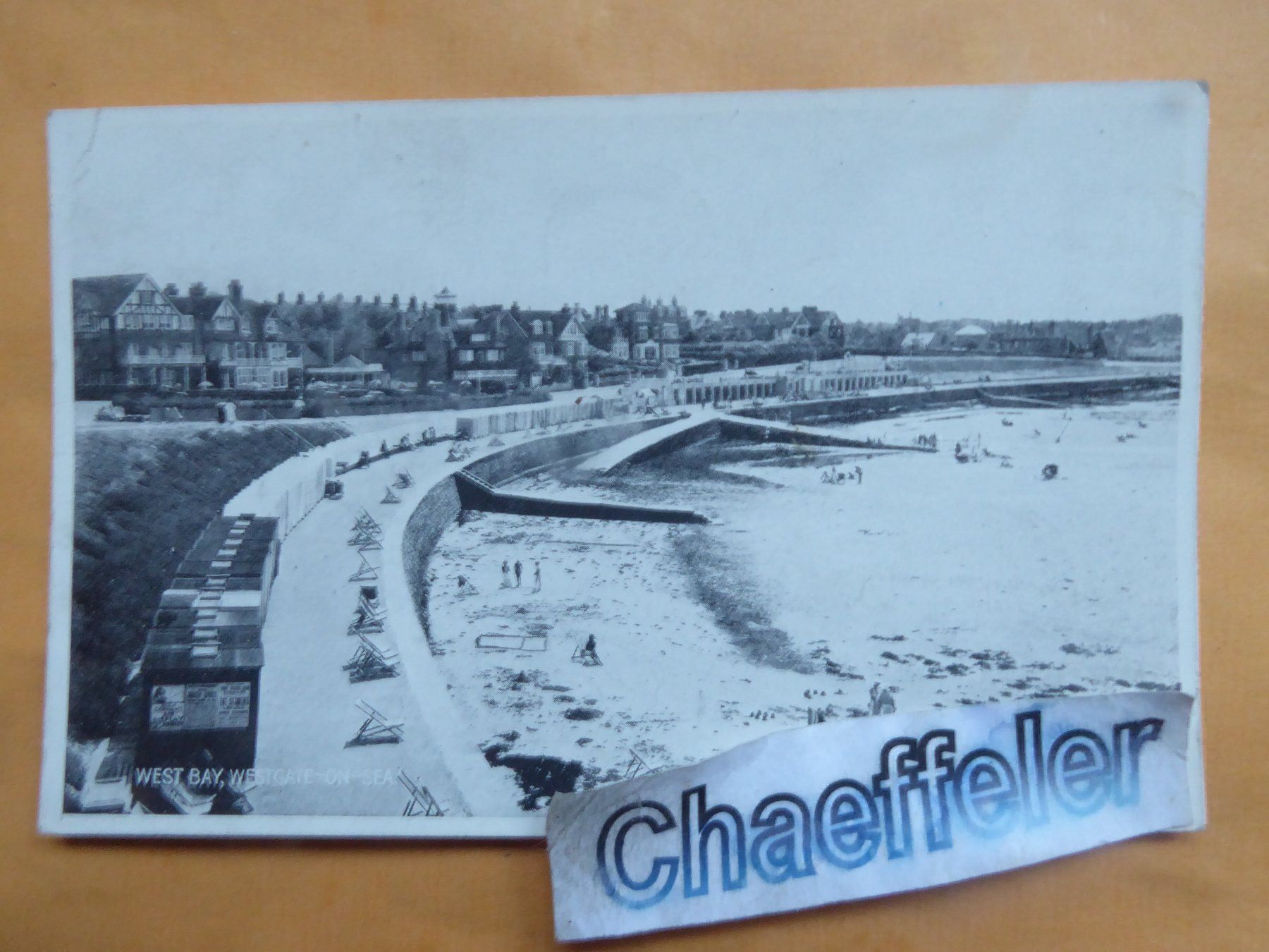 Cartoline postali: 1938 West Bay, Westgate-on-Sea. – Usato da Zürich venduto da Chaeffeler