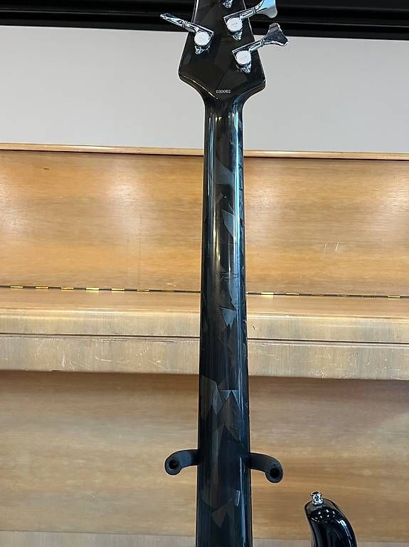 Strumenti musicali: Modulus Flea J5 Funk Bass Graphit Neck – Usato da Steinmaur venduto da D_music 3