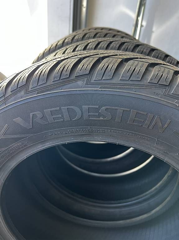 Pneumatici & Ruote complete: 185/65 R15 Winterreifen – Usato da Sursee venduto da gas_8n5t 2