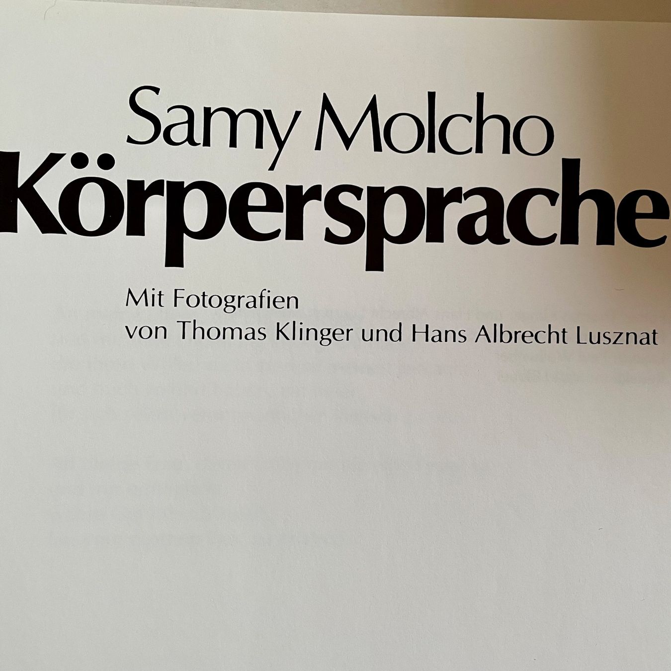 Libri: «Körpersprache» von Samy Molcho – Usato da Liestal venduto da Coutellerie 1