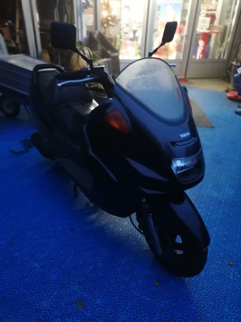 Yamaha Scooter: Yamaha YP250  4 UD Roller – Usato da Oetwil am See venduto da Avenger07