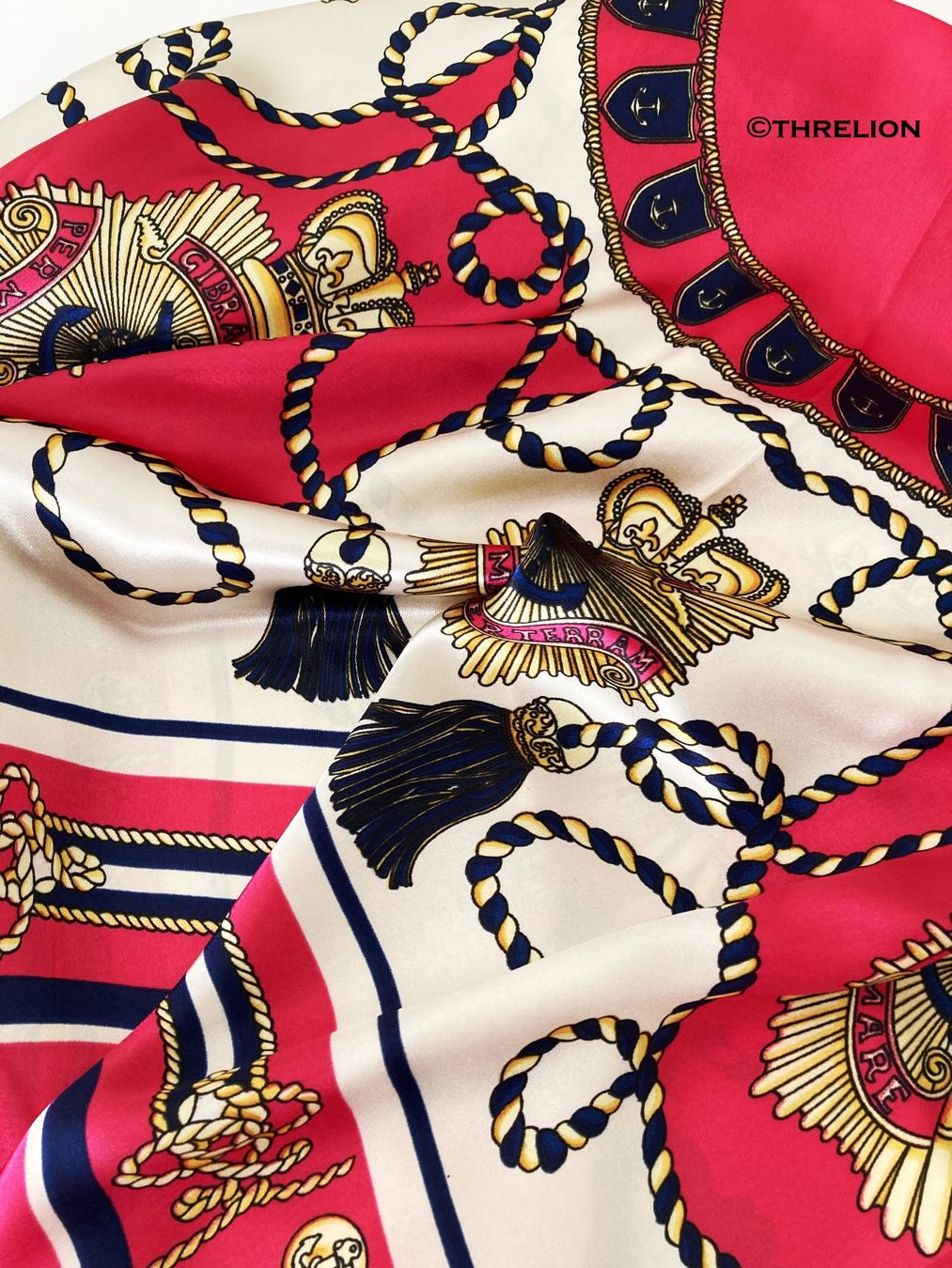 Foulard & Sciarpe: Knalling Pink und Weiss Quadratisches Halstuch – Nuovo e nell'imballaggio originale da Riehen venduto da Threlion 3
