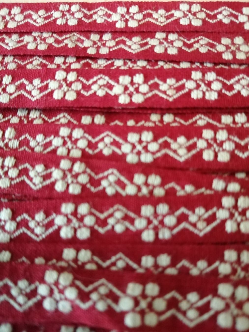 Nastri decorativi: Bordüre rot gemustert 405cm - NEU  – Nuovo (secondo la descrizione) da Honau venduto da holunder3 2