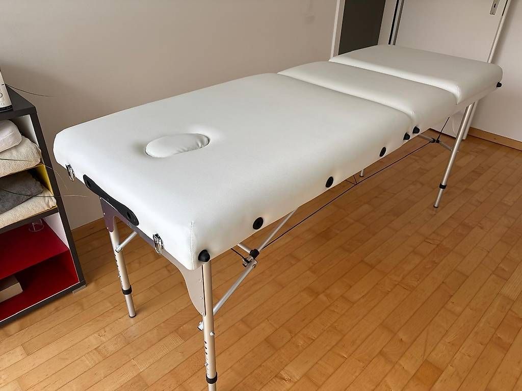 Gonser Sedie a sdraio: Massageliege, 3 Zonen – Usato da Dürnten venduto da Ovi_93
