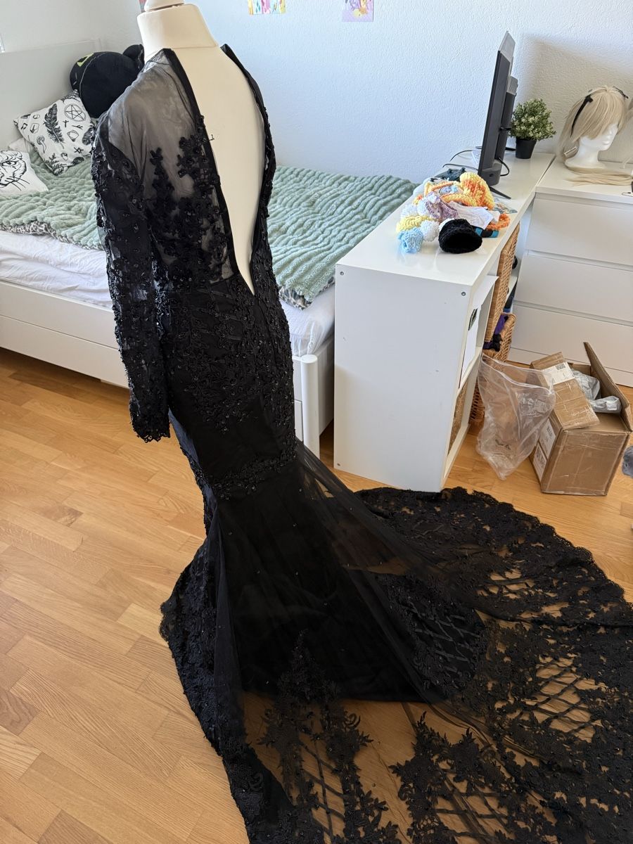Vestiti: Schwarzes Brautkleid grösse XS – Nuovo (secondo la descrizione) da Langenthal venduto da Linn_Jaeger 3
