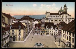 AK Solothurn, Stadtplatz mit Brunnen und Kirche