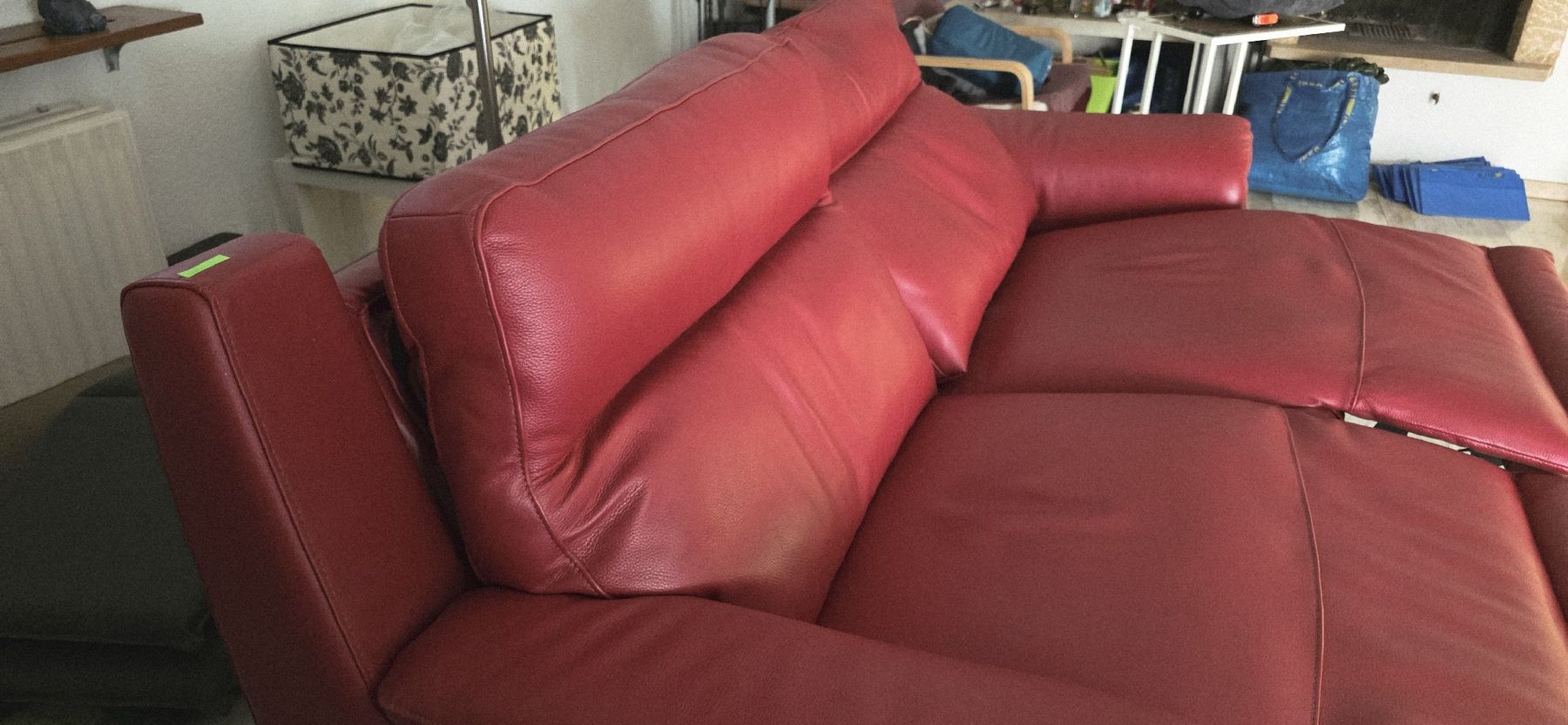 Divani: 3-Sitzer-Relaxsofa Leder Louvre – Usato da St. Pantaleon venduto da dor_5yzm 7