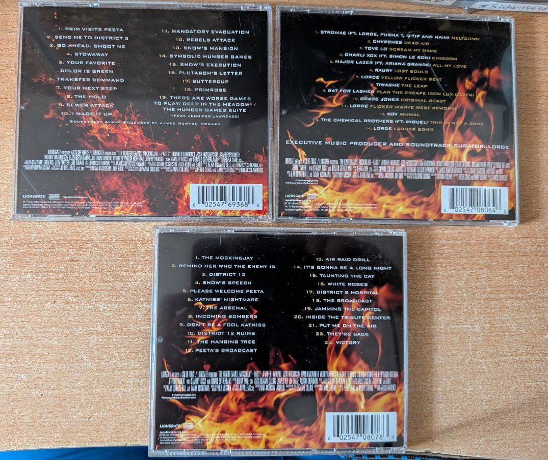 CD: Bandes originales Hunger Games Mockingjay, 3 CD – Usato da Cernier venduto da Poussetofiol 1