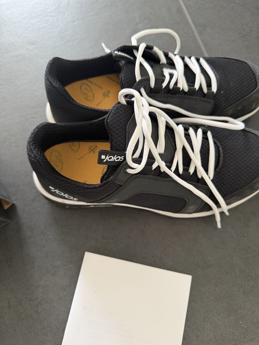 Scarpe da donna: Sicherheitsschuhe Damen Gr40 – Usato da Dierikon venduto da vale46 1