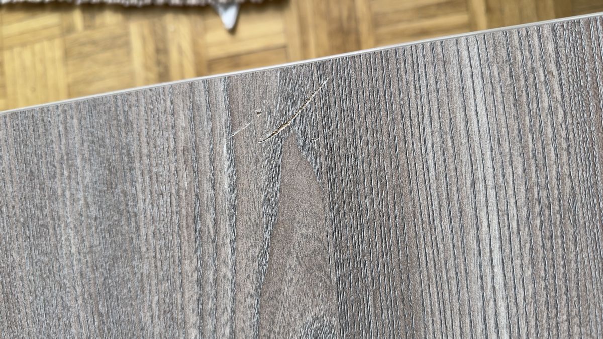 Tavoli: Gemütlicher Couchtisch aus Holz mit Ablagefläche – Usato da Kreuzlingen venduto da Jeniffer_2001 2