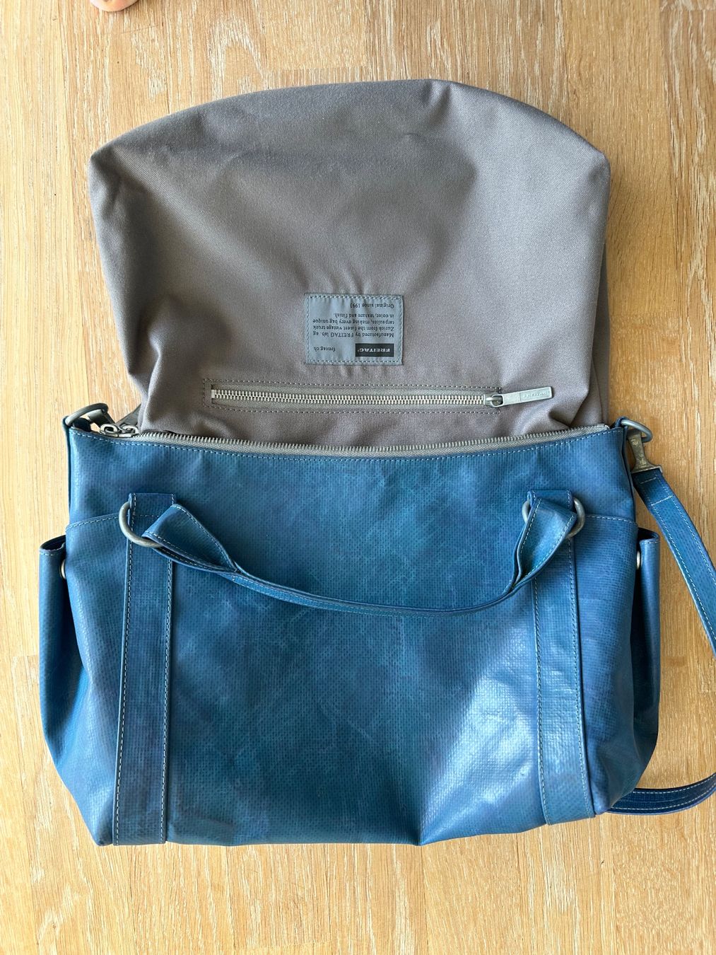 Freitag Taschen für Damen: Freitag Reference Line Austen R120, blau – Neu (gemäss Beschreibung) aus Meilen von luc_pg8f 7