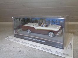 Altaya 1:43 Ford Fairlane Diorama James Bond 007
