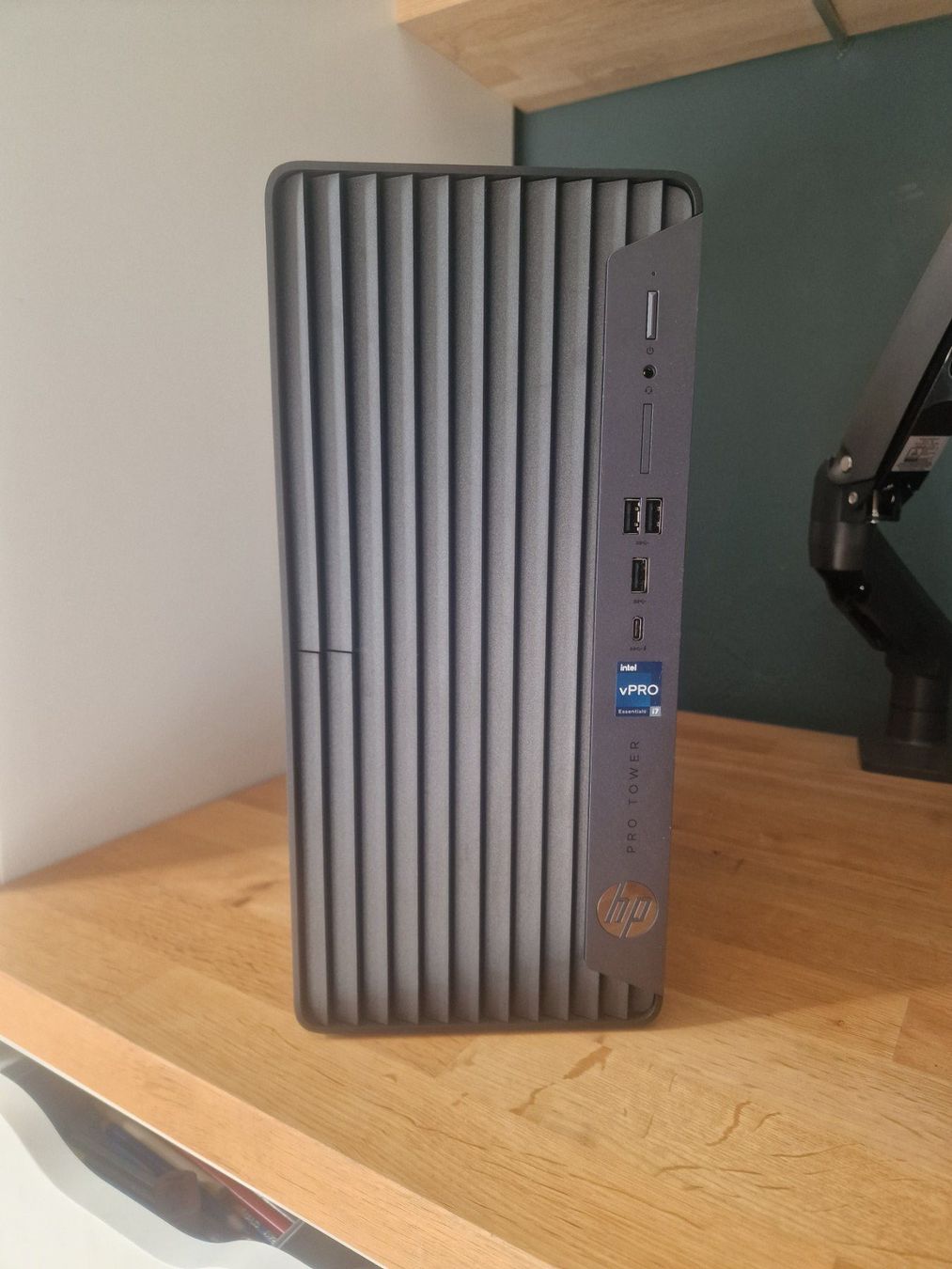 **HP Pro Tower 400 G9 i7-14700 32 Go DDR5 1Tb (Gebraucht) in Pully für ...