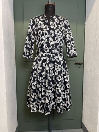 Sommerliches Kleid von Syndicate, Grösse 38, Top Zustand!
