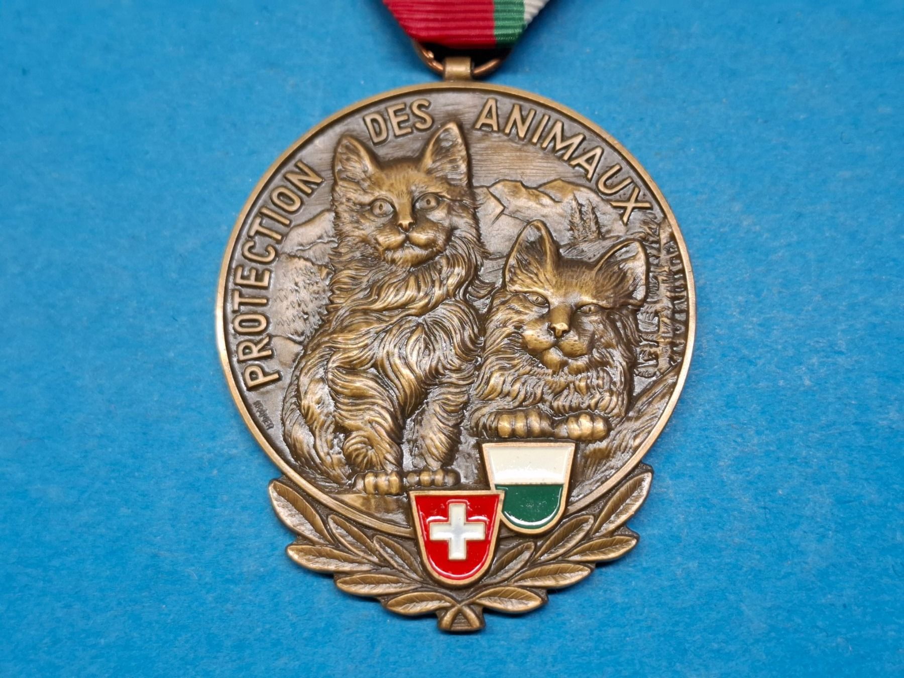 Medaglie: Protection des Animaux 1975 (N645) – Usato da Schwanden GL venduto da Suvorov