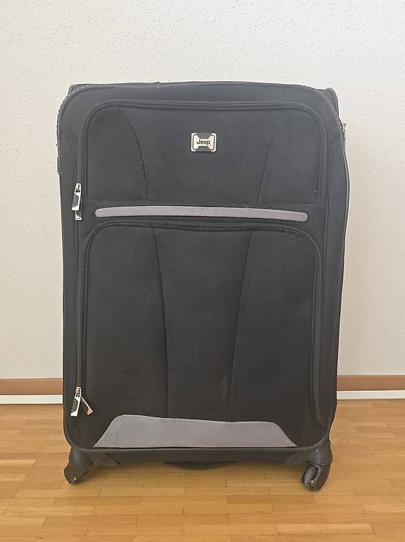 Valigie: Grande valise à roulettes avec soufflet – Usato da Nyon venduto da ste_t5dv