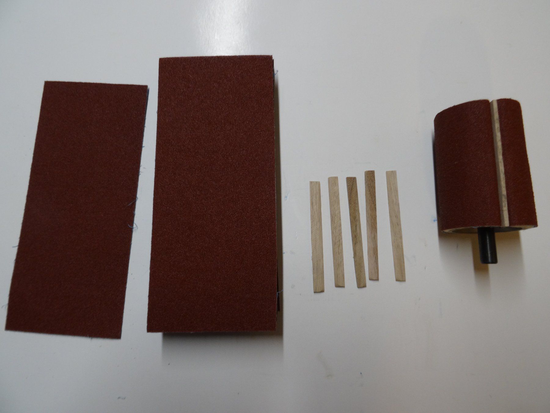 Inca Sägen: Inca Schleifwalze mit 30 Blatt Schleiftuch – Gebraucht aus Lungern von madachsa